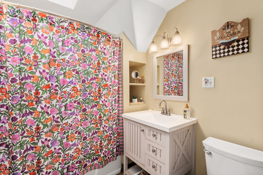 9 Sheridan Road Swampscott, MA 01907 - Photo 25 of 37