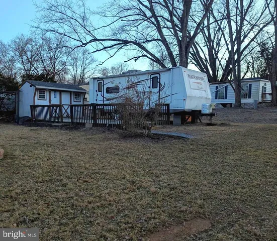 $32,000 | 4 Pikers Peak Drive, Falling Waters, WV 25419