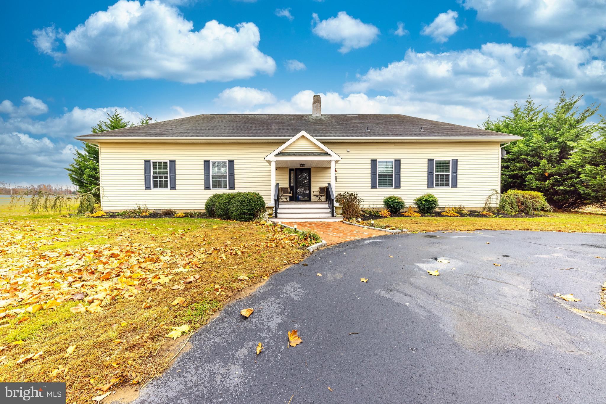 17 Pointers Auburn Road Swedesboro, NJ 08085 - Photo 2 of 38 Gallery Image 2