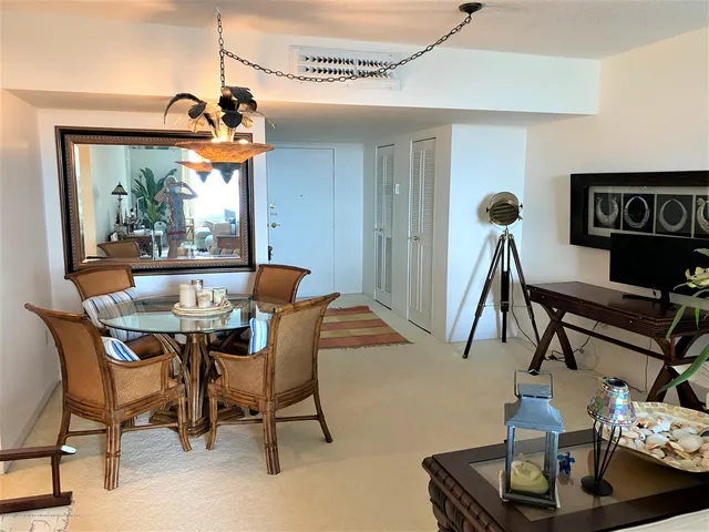 $2,900 | 3450 South Ocean Boulevard, Unit 328, Palm Beach, FL 33480