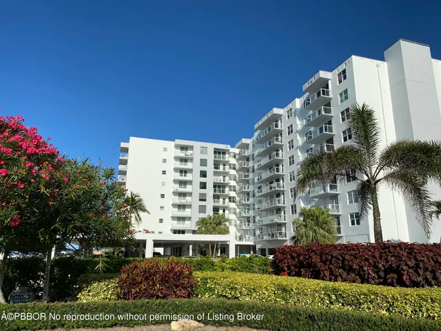 $2,900 | 3450 South Ocean Boulevard, Unit 328, Palm Beach, FL 33480