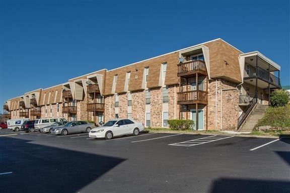 370 Wallace Road, Unit F9 Nashville, TN 37211 - Photo 12 of 14 a view of a street with cars