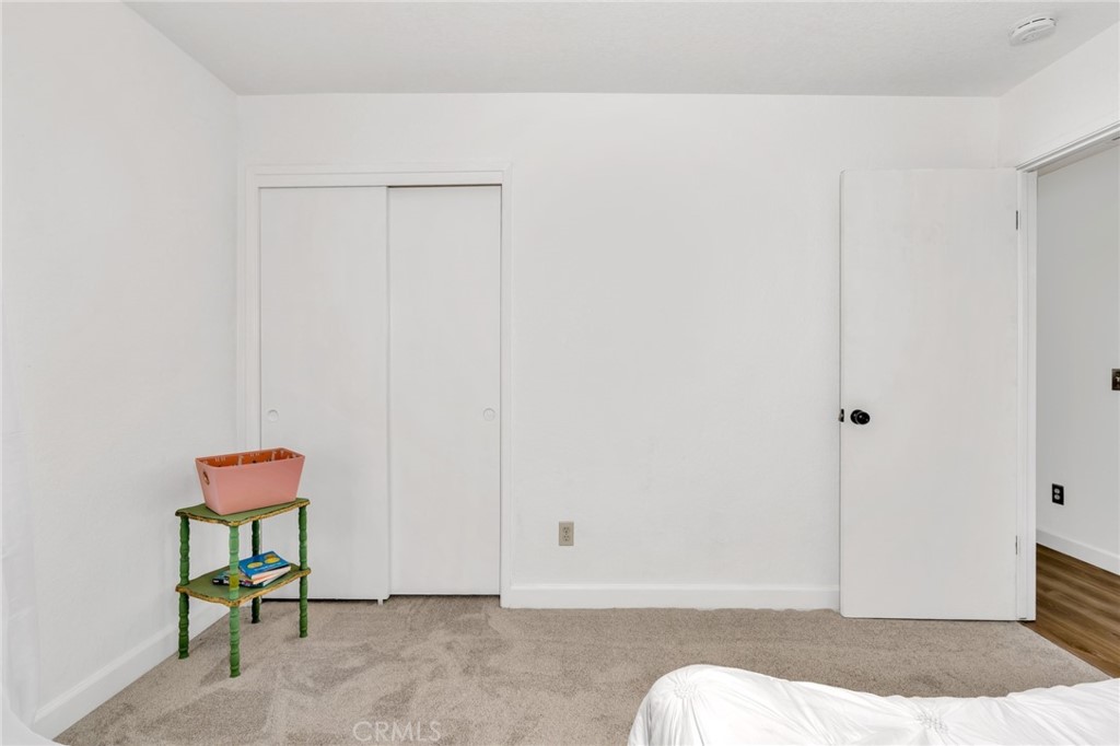 848 Lehigh Drive Merced, CA 95348 - Photo 20 of 30 a living room with furniture and a rug