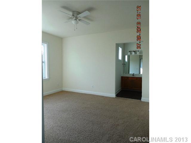 9514 Ridgeforest Drive Charlotte, NC 28277 - Photo 11 of 16
