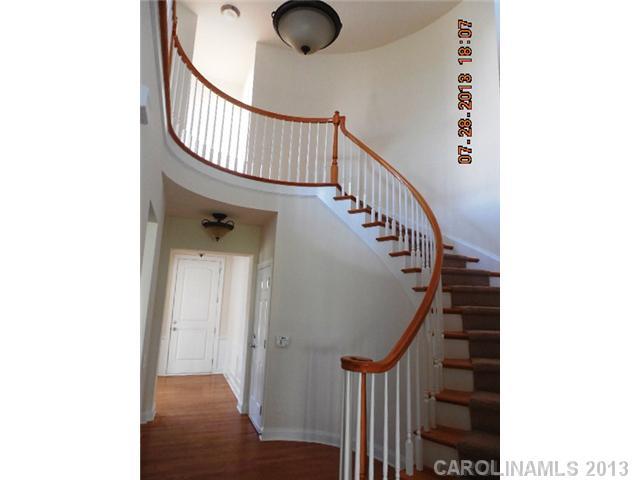 9514 Ridgeforest Drive Charlotte, NC 28277 - Photo 4 of 16