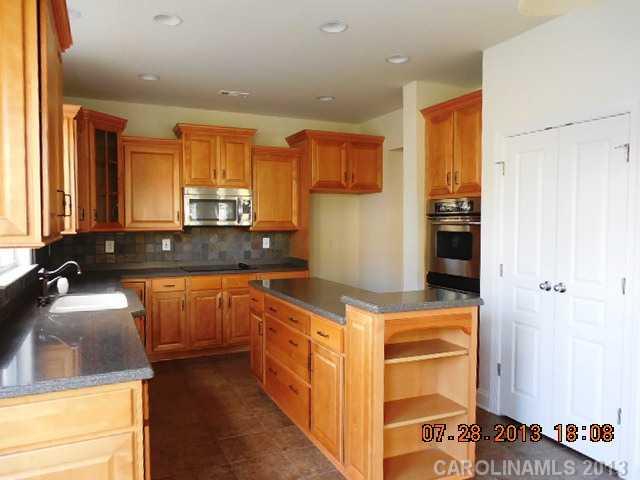9514 Ridgeforest Drive Charlotte, NC 28277 - Photo 6 of 16