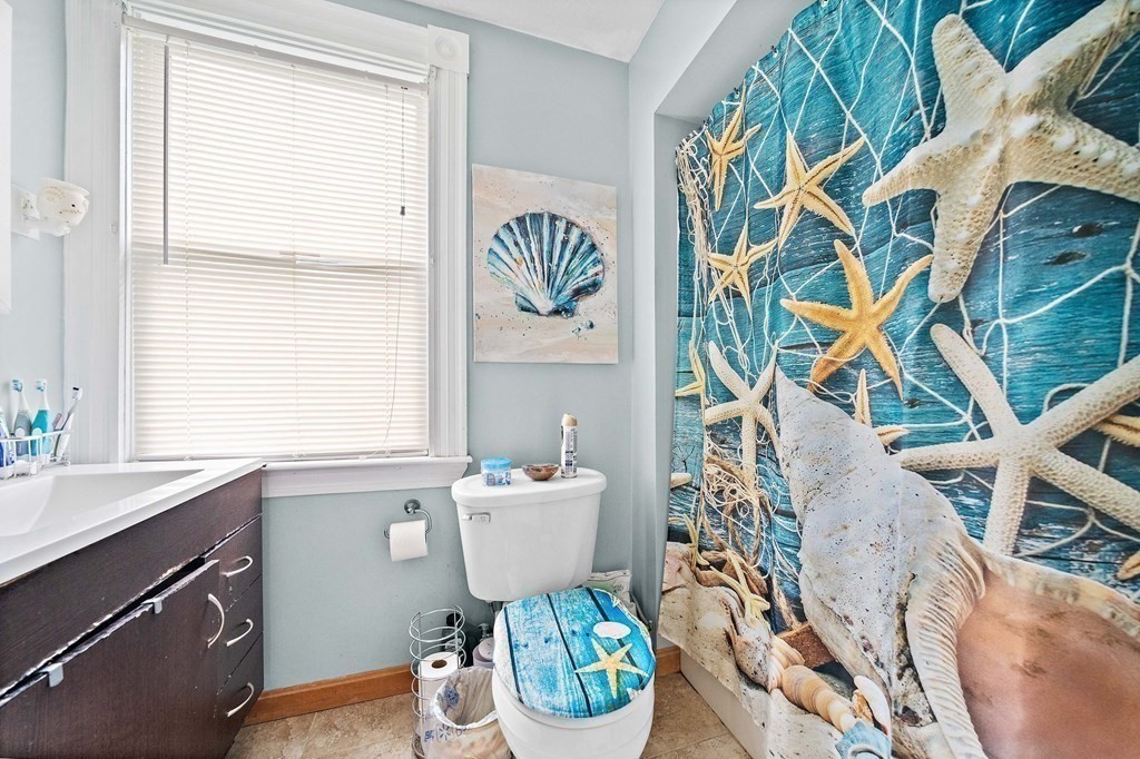 59 Spring Street Wakefield, MA 01880 - Photo 19 of 35