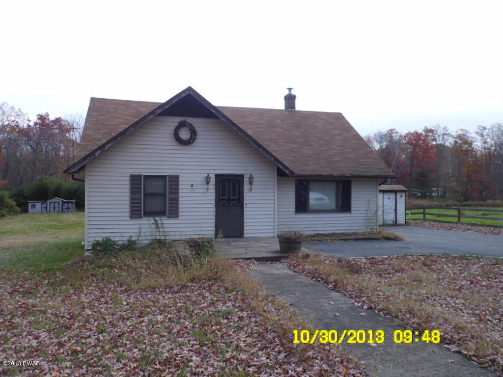 361 Rt 590 Greeley, PA 18425 - Photo 1 of 34