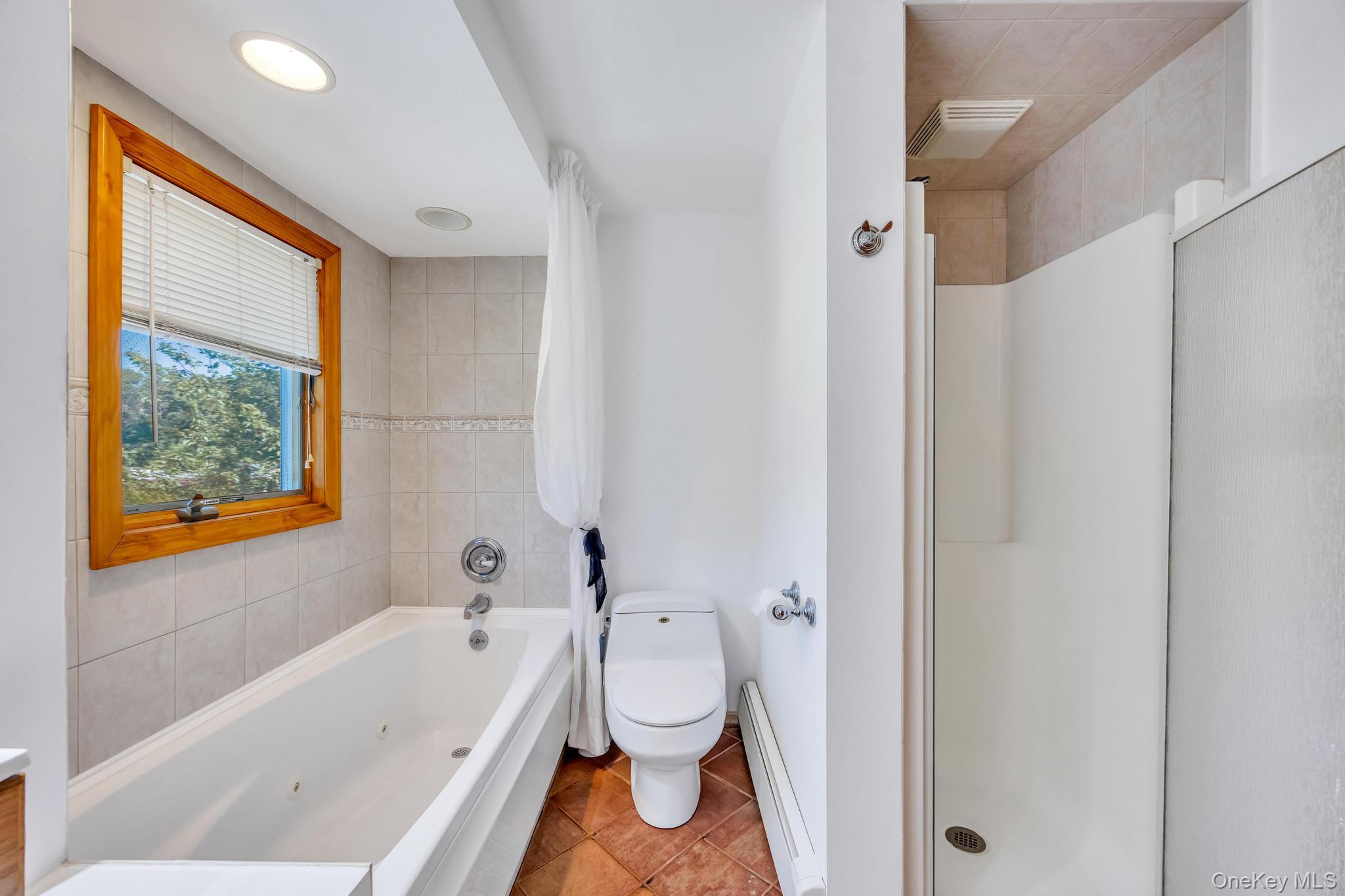 358 Holbrook Road Ronkonkoma, NY 11779 - Photo 33 of 42