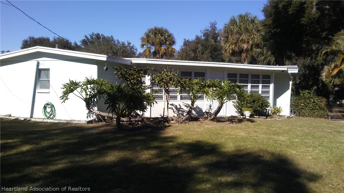 113 Lakeside Road Sebring, FL 33870 - Photo 20 of 21 Gallery Image 20