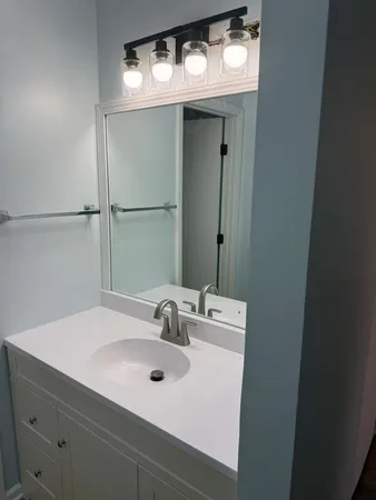 $3,050 | 1640 Hilton Head Drive, Unit 1640, Naperville, IL 60563