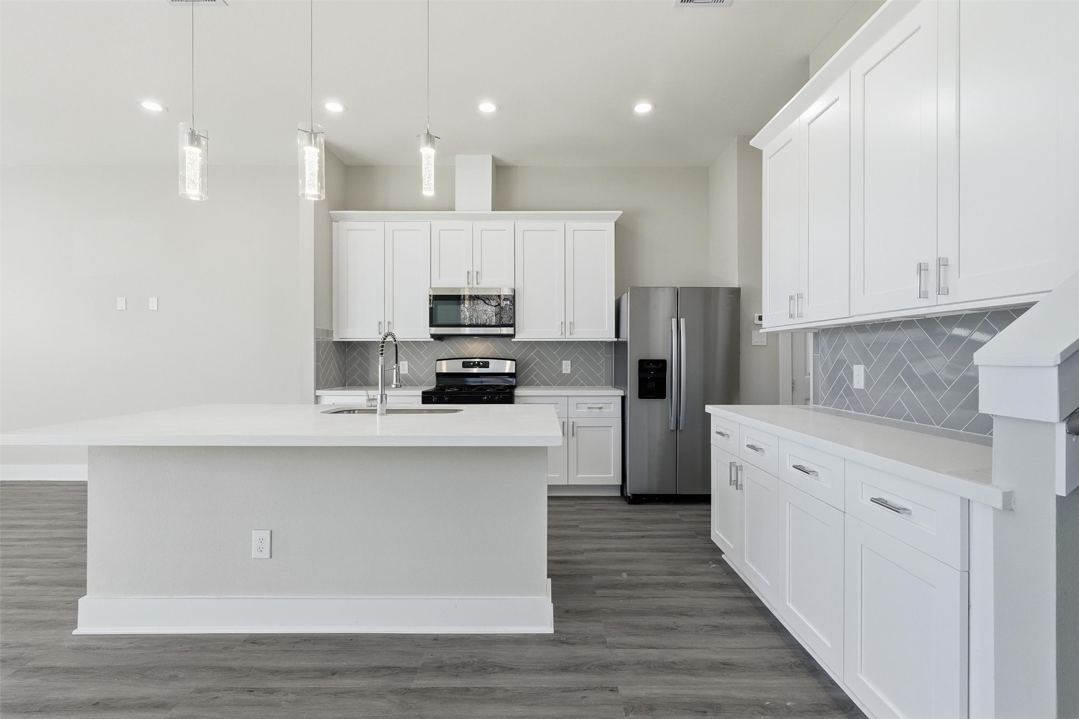 8014 Huntington Springs Lane Houston, TX 77093 - Photo 14 of 50