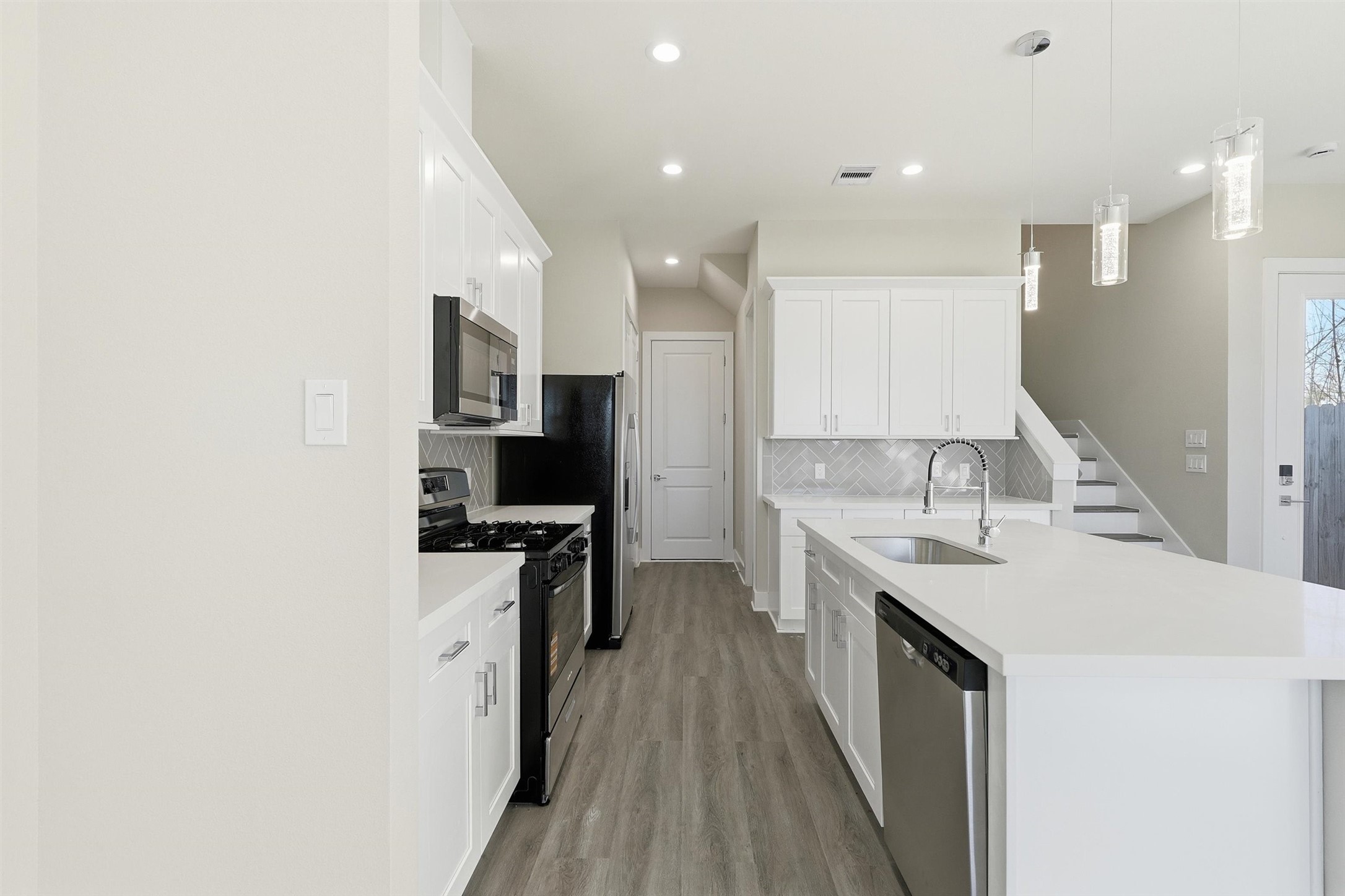 8014 Huntington Springs Lane Houston, TX 77093 - Photo 16 of 50