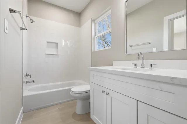 $2,725 | 8014 Huntington Springs Lane, Houston, TX 77093