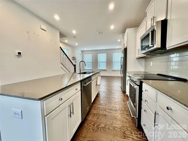 $2,295 | 5013 Sovereignty Court, Charlotte, NC 28205