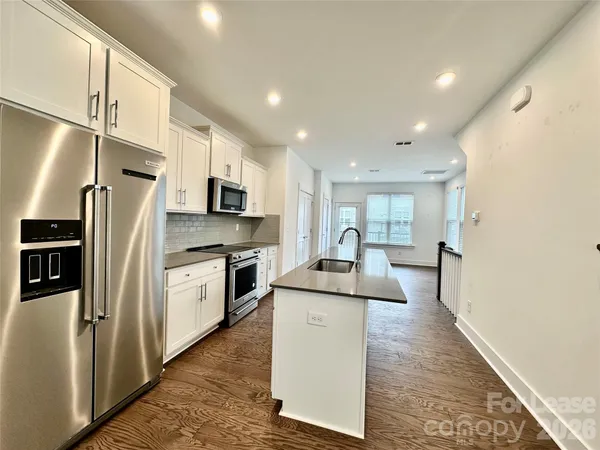 $2,295 | 5013 Sovereignty Court, Charlotte, NC 28205