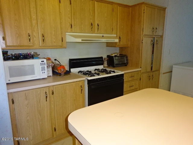3117 West Clark Road Benson, AZ 85602 - Photo 9 of 28