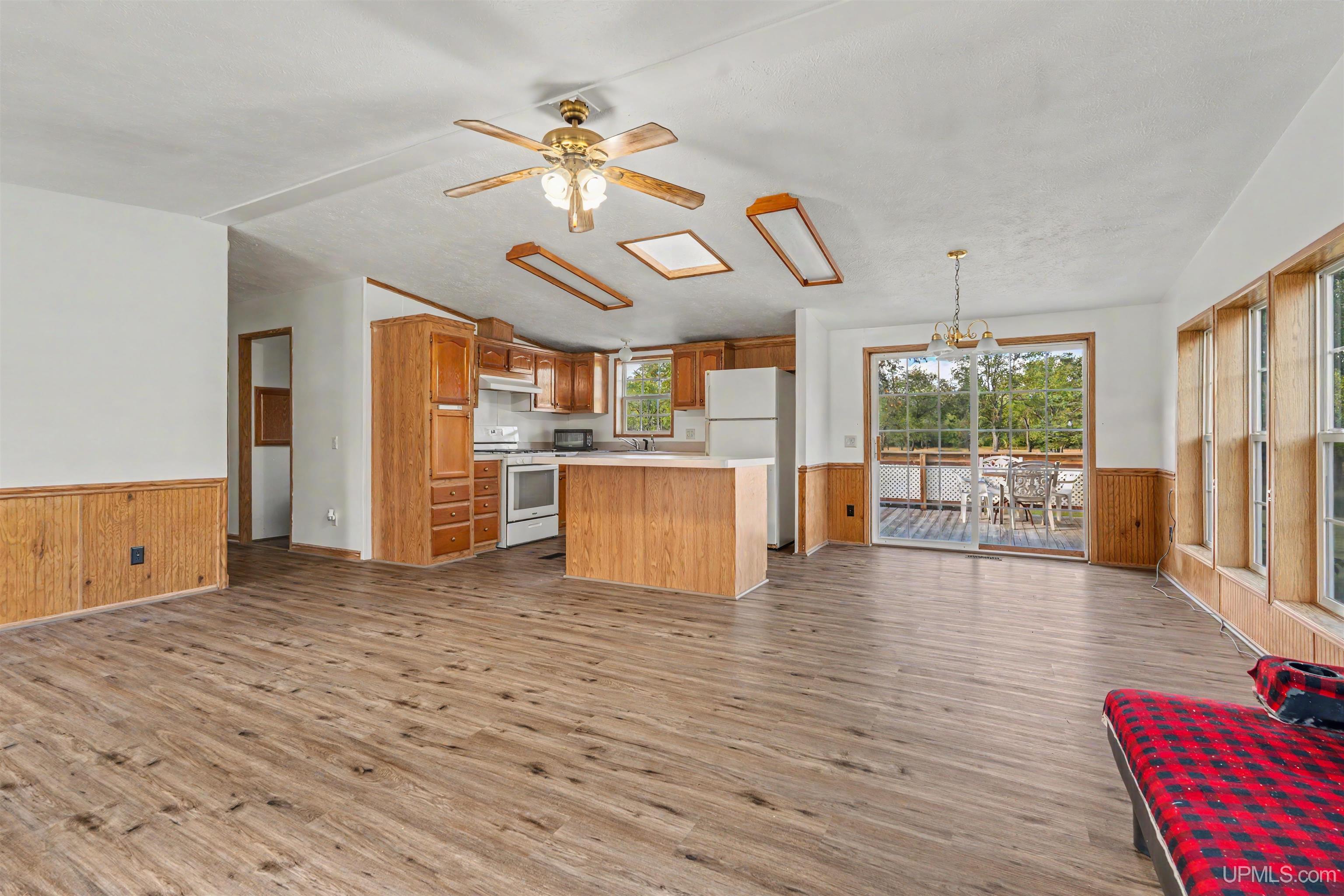 11038 Davidson Road Cooks, MI 49817 - Photo 8 of 57 Gallery Image 8