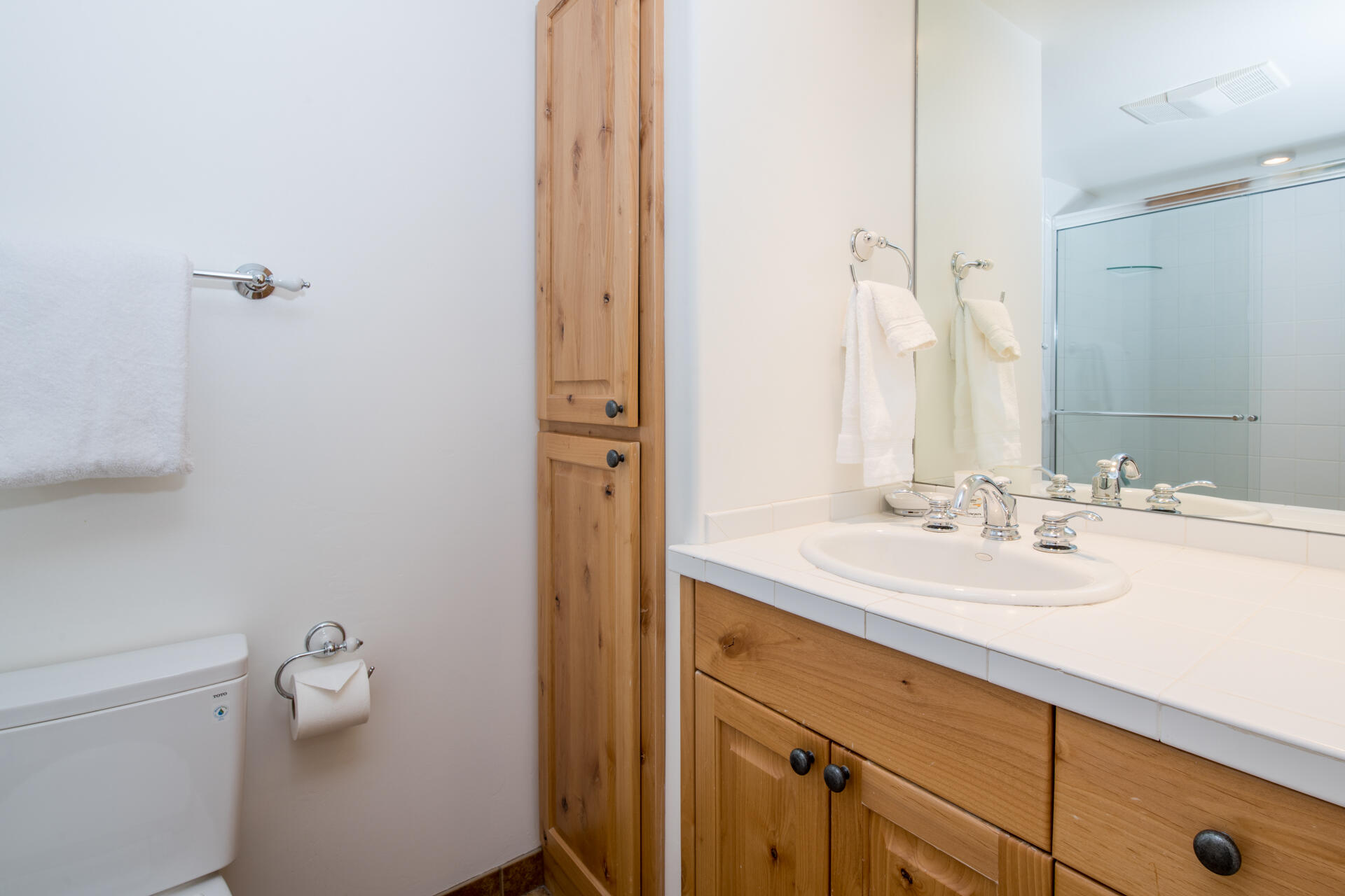 119 Picabo Street, Unit E3 Ketchum, ID 83340 - Photo 14 of 23 Primary bathroom vanity