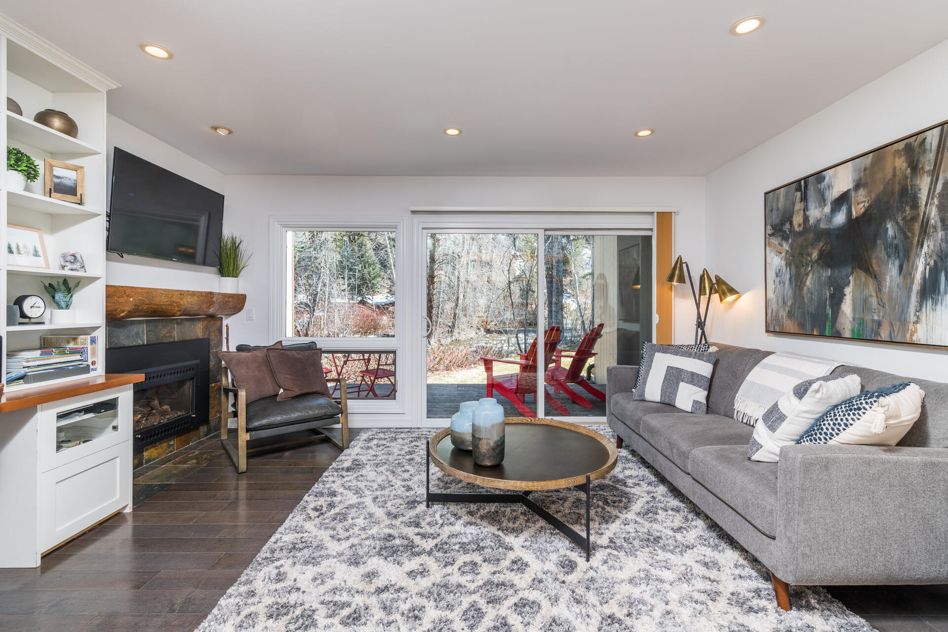 119 Picabo Street, Unit E3 Ketchum, ID 83340 - Photo 2 of 23 Open floorpan with river views