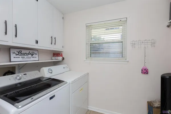 $339,900 | 6612 Lindsey Neal Drive, Greenwell Springs, LA 70739