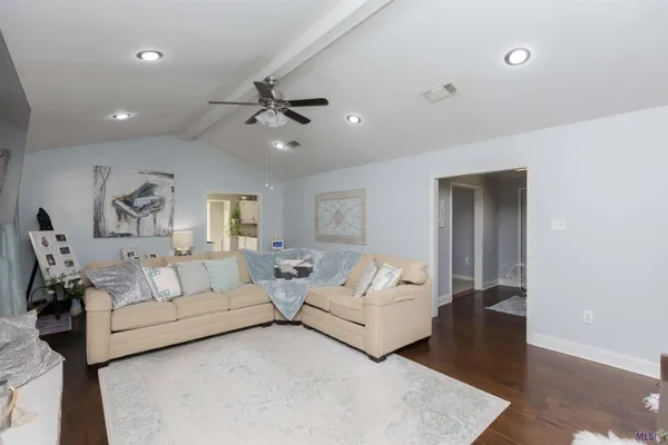$339,900 | 6612 Lindsey Neal Drive, Greenwell Springs, LA 70739