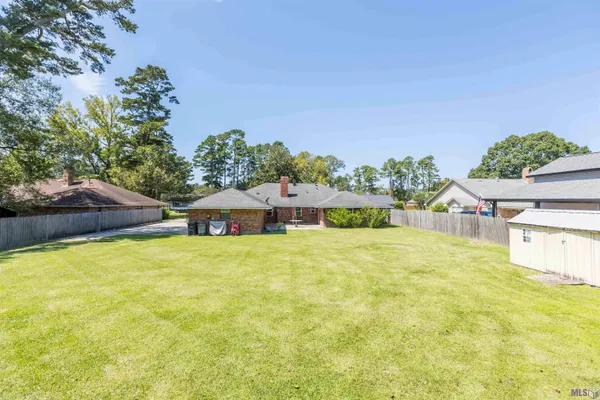 $339,900 | 6612 Lindsey Neal Drive, Greenwell Springs, LA 70739