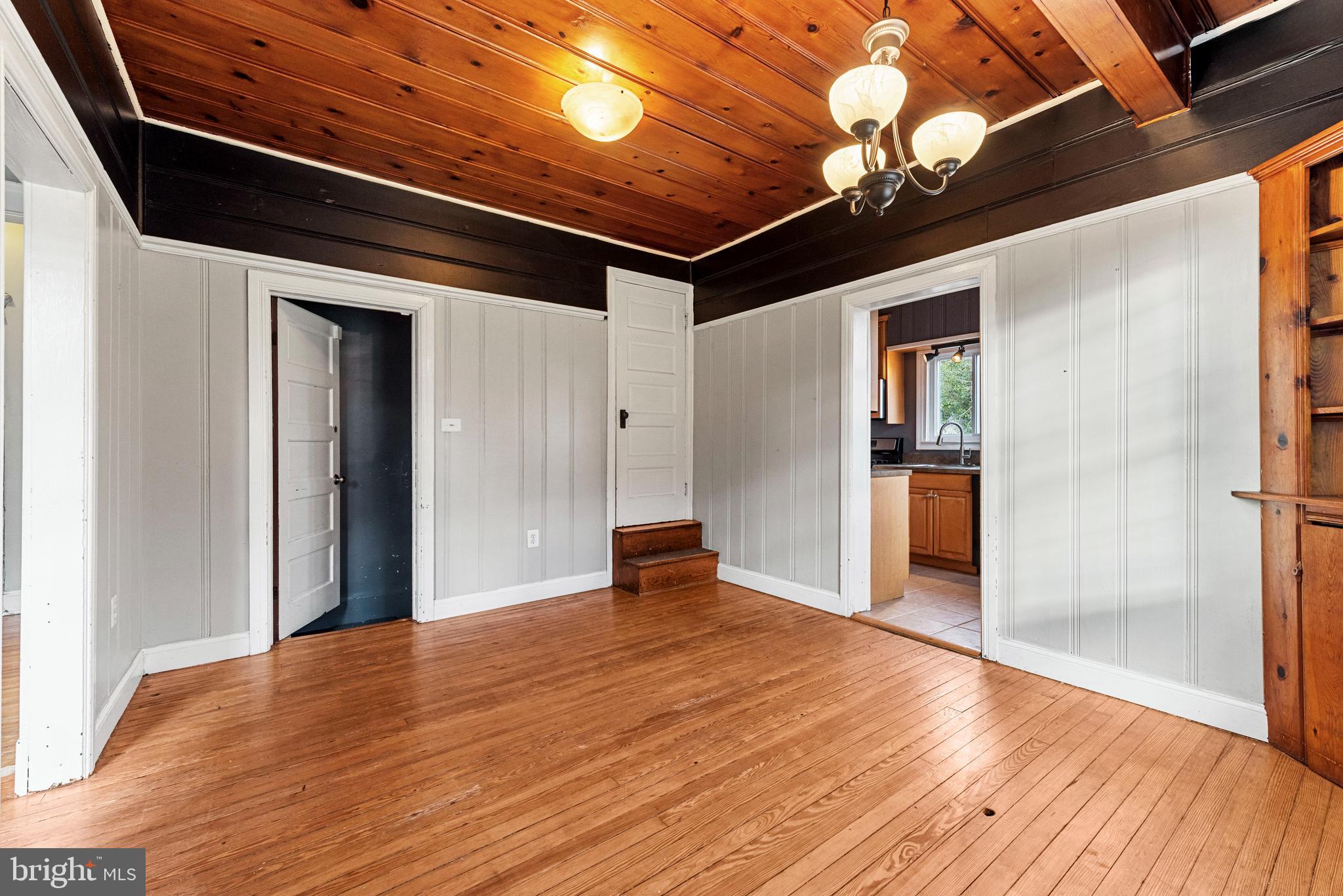5507 Plymouth Road Baltimore, MD 21214 - Photo 9 of 54 Gallery Image 9
