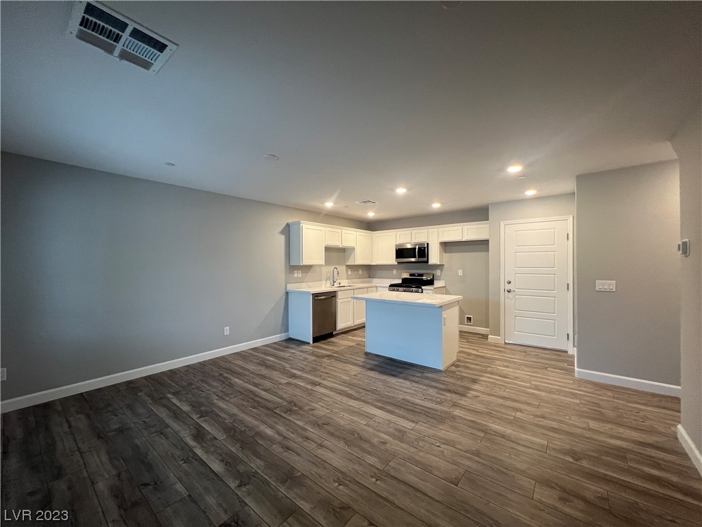 849 Watford Place Henderson, NV 89011 - Photo 3 of 21