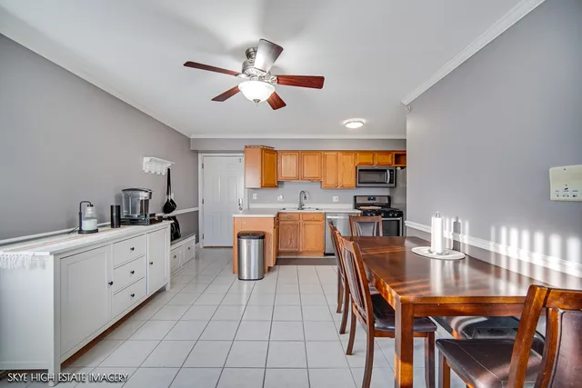 $199,999 | 5359 Edison Avenue, Unit 3S, Oak Lawn, IL 60453