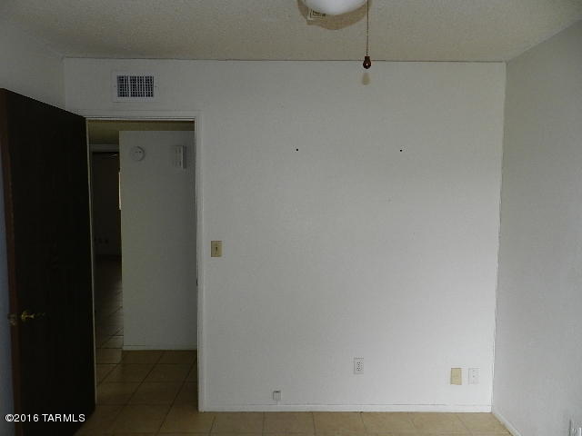3715 West Raintree Drive Tucson, AZ 85741 - Photo 16 of 25