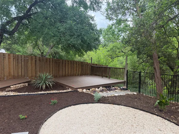 $2,650 | 312 Sailmaster Street, Lakeway, TX 78734