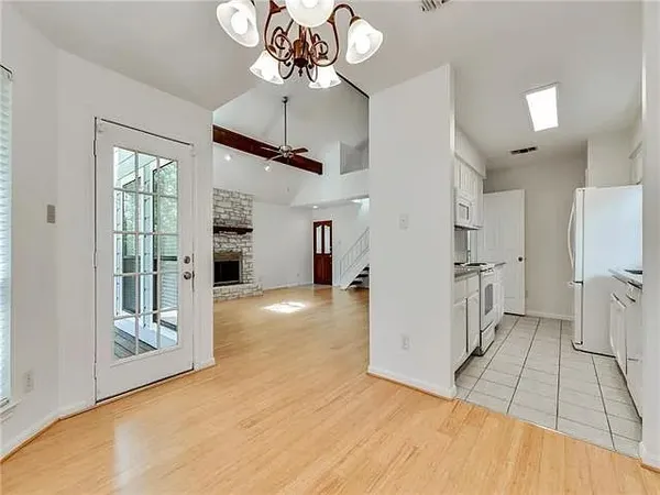 $2,650 | 312 Sailmaster Street, Lakeway, TX 78734