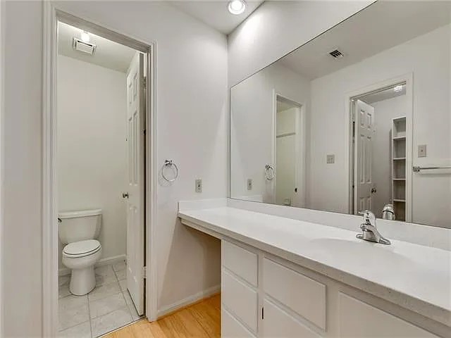 312 Sailmaster Street Lakeway, TX 78734 - Photo 9 of 16