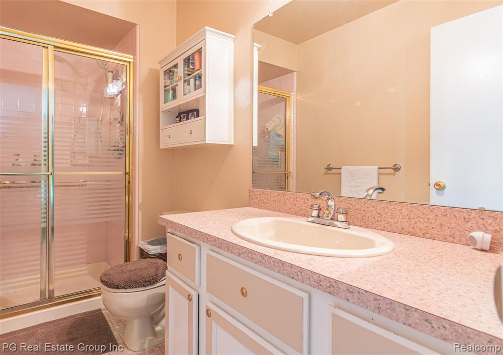 554 Tennyson Rochester Hills, MI 48307 - Photo 20 of 28