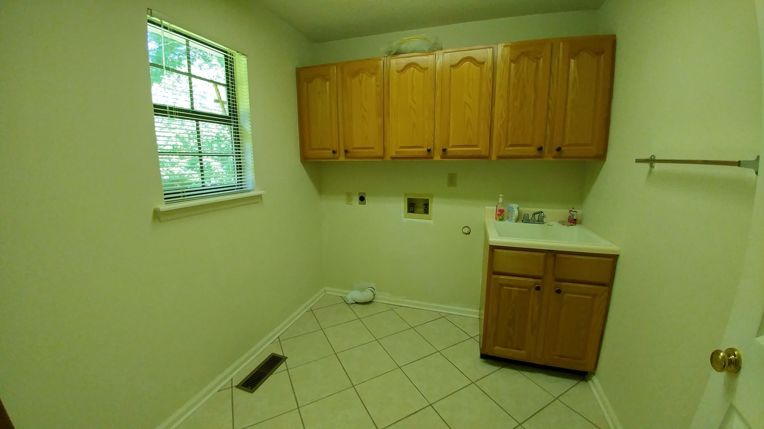 107 Nantucket Way Oak Ridge, TN 37830 - Photo 8 of 22 0531171031_HDR