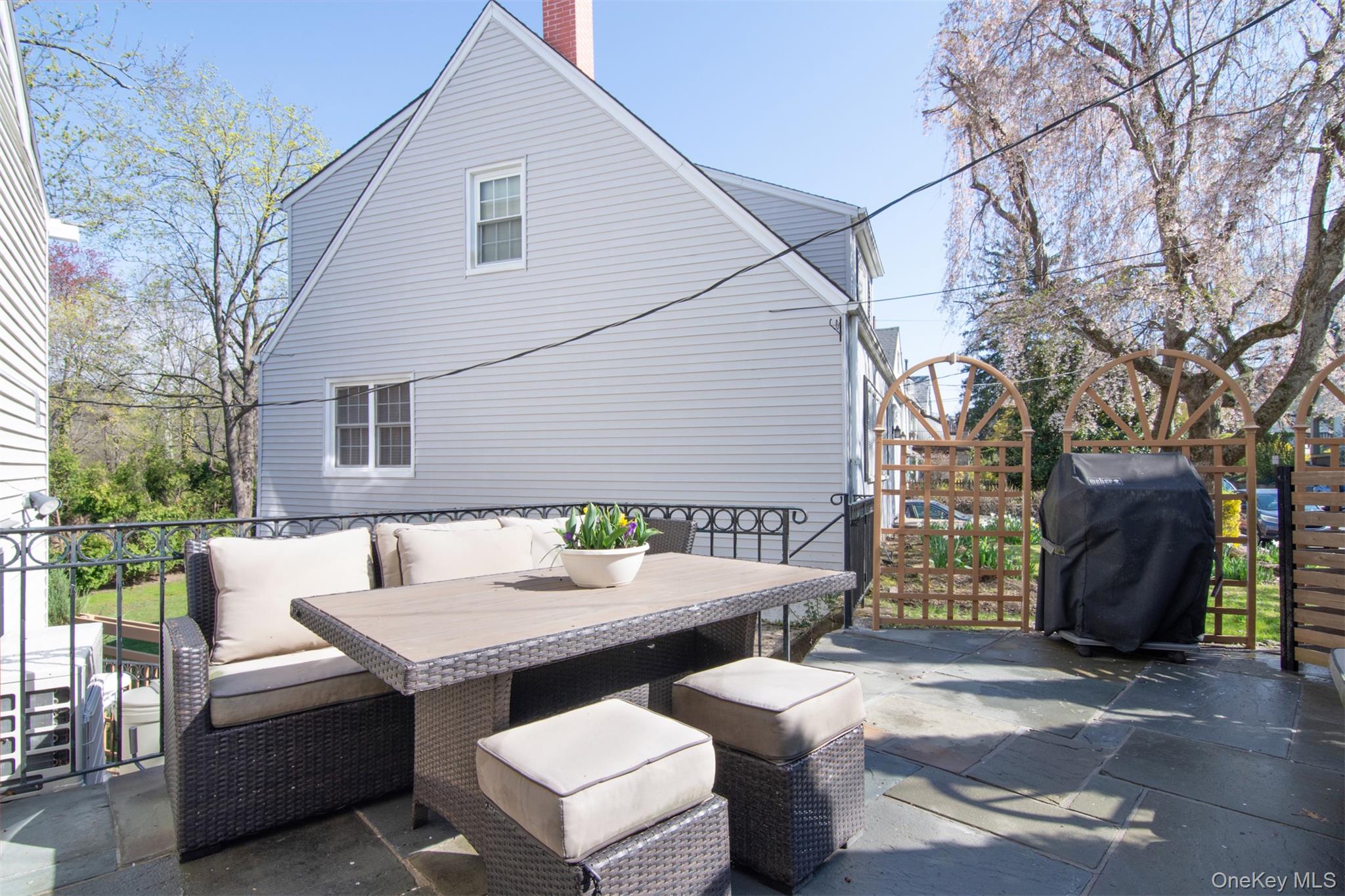 73 Kensington Road Bronxville, NY 10708 - Photo 26 of 33