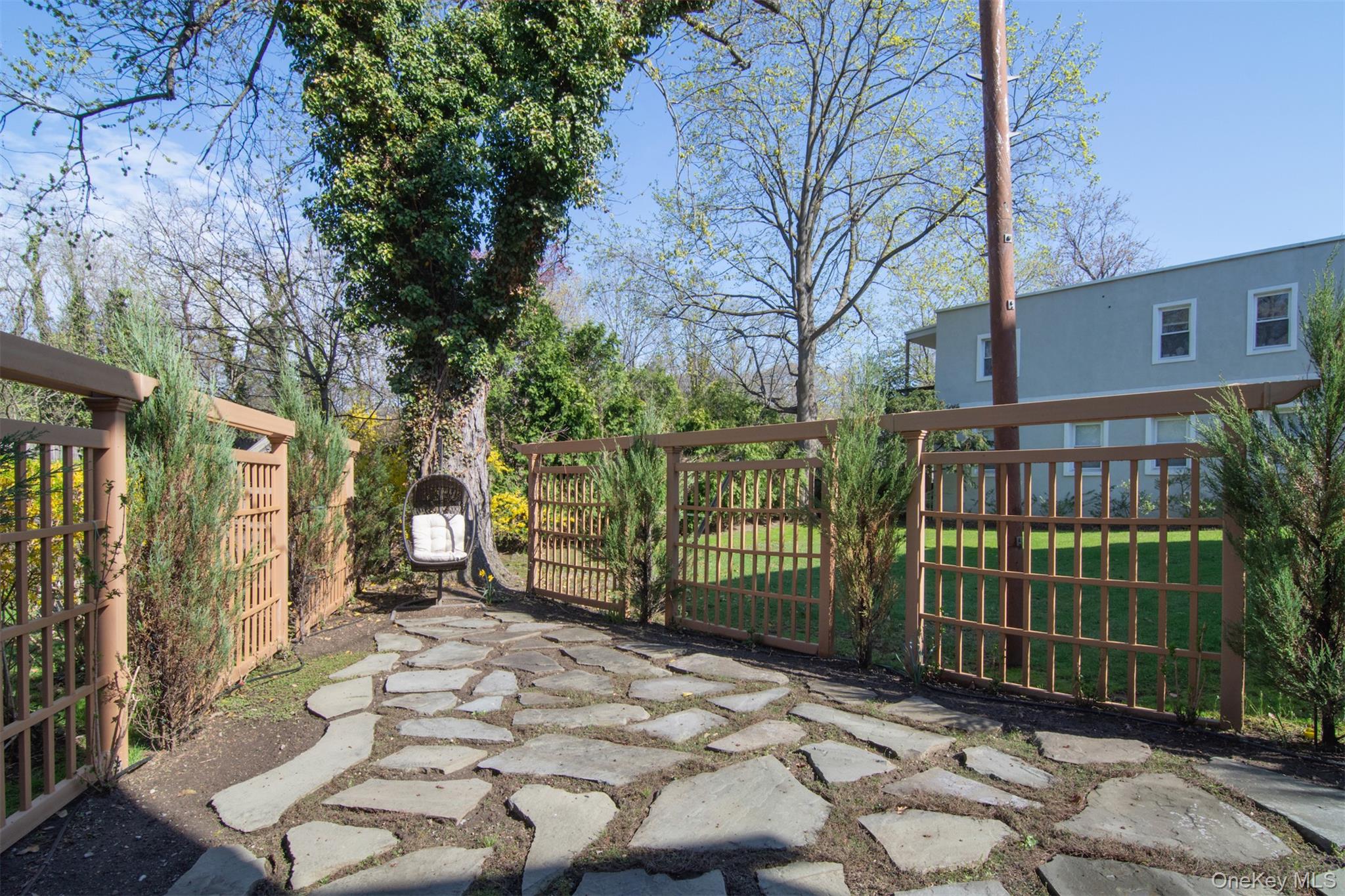 73 Kensington Road Bronxville, NY 10708 - Photo 28 of 33