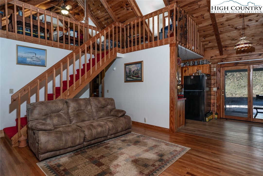 283 Deer Ridge Road Crumpler, NC 28617 - Photo 15 of 40