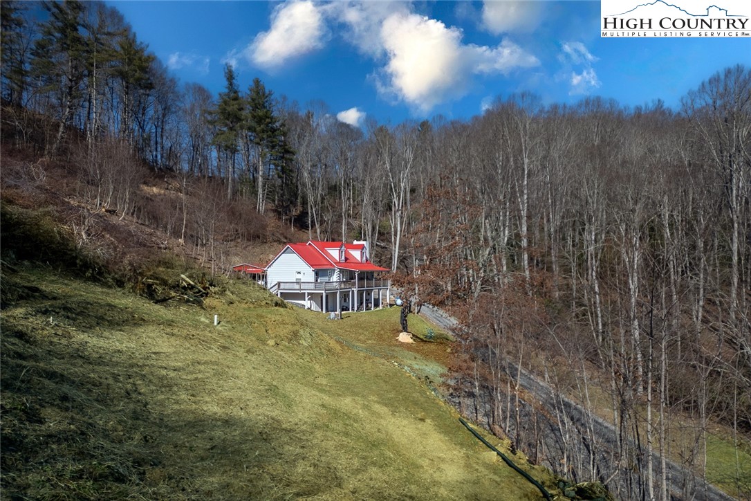 283 Deer Ridge Road Crumpler, NC 28617 - Photo 37 of 40