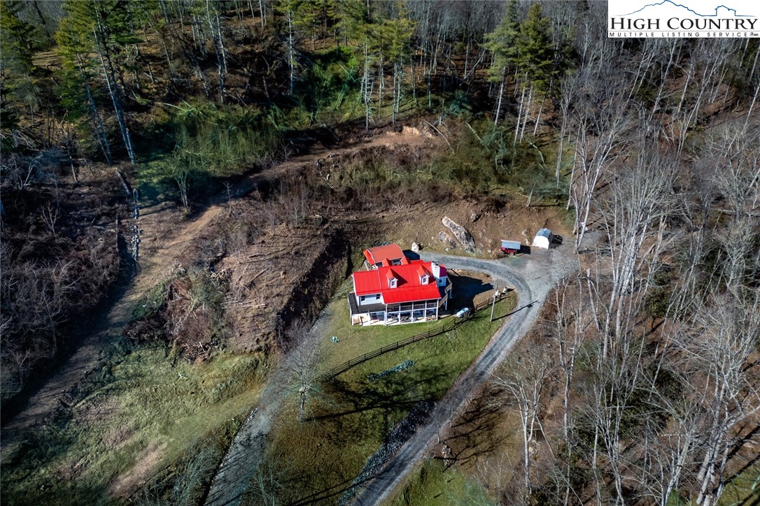 283 Deer Ridge Road Crumpler, NC 28617 - Photo 10 of 40