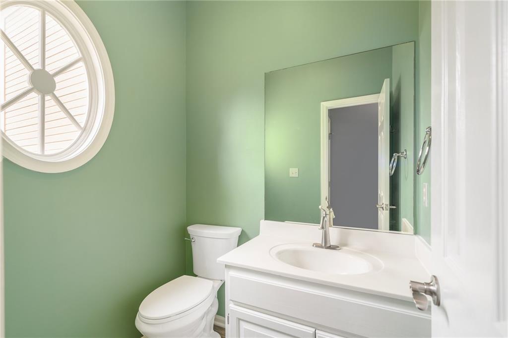 5217 South Powell Avenue Blue Springs, MO 64015 - Photo 12 of 35
