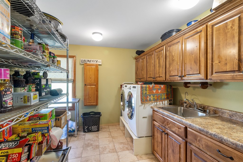 647 Funf Kinder Road Fredericksburg, TX 78624 - Photo 44 of 100