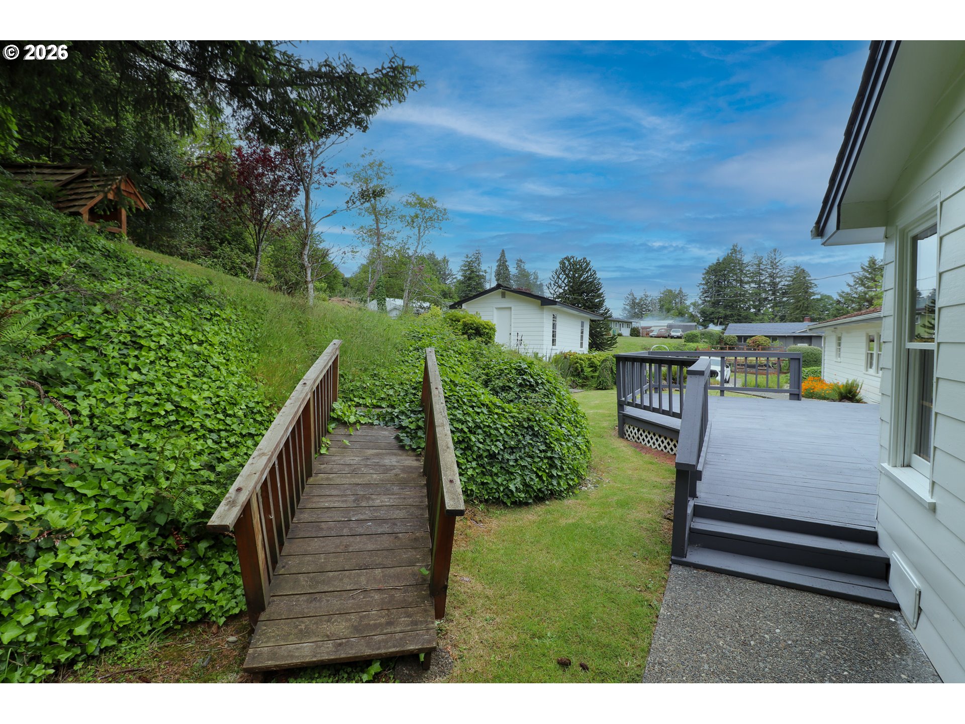 1338 D Street Coos Bay, OR 97420 - Photo 45 of 48