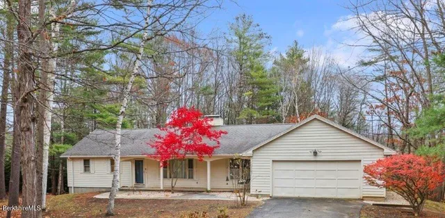 $3,500 | 34 Galway Court, Lenox, MA 01240