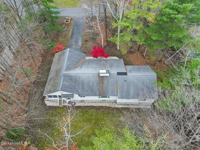 $3,500 | 34 Galway Court, Lenox, MA 01240