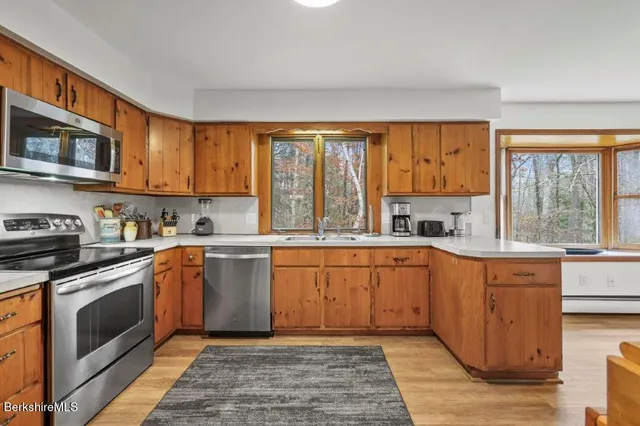 $3,500 | 34 Galway Court, Lenox, MA 01240