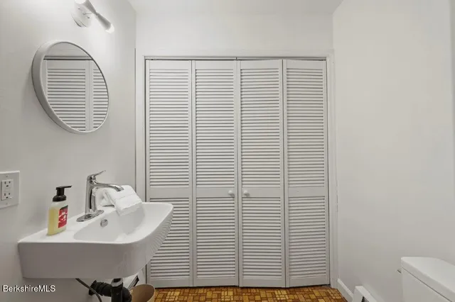 $3,500 | 34 Galway Court, Lenox, MA 01240