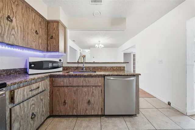 $330,000 | 3605 51st St Court West, Bradenton, FL 34209