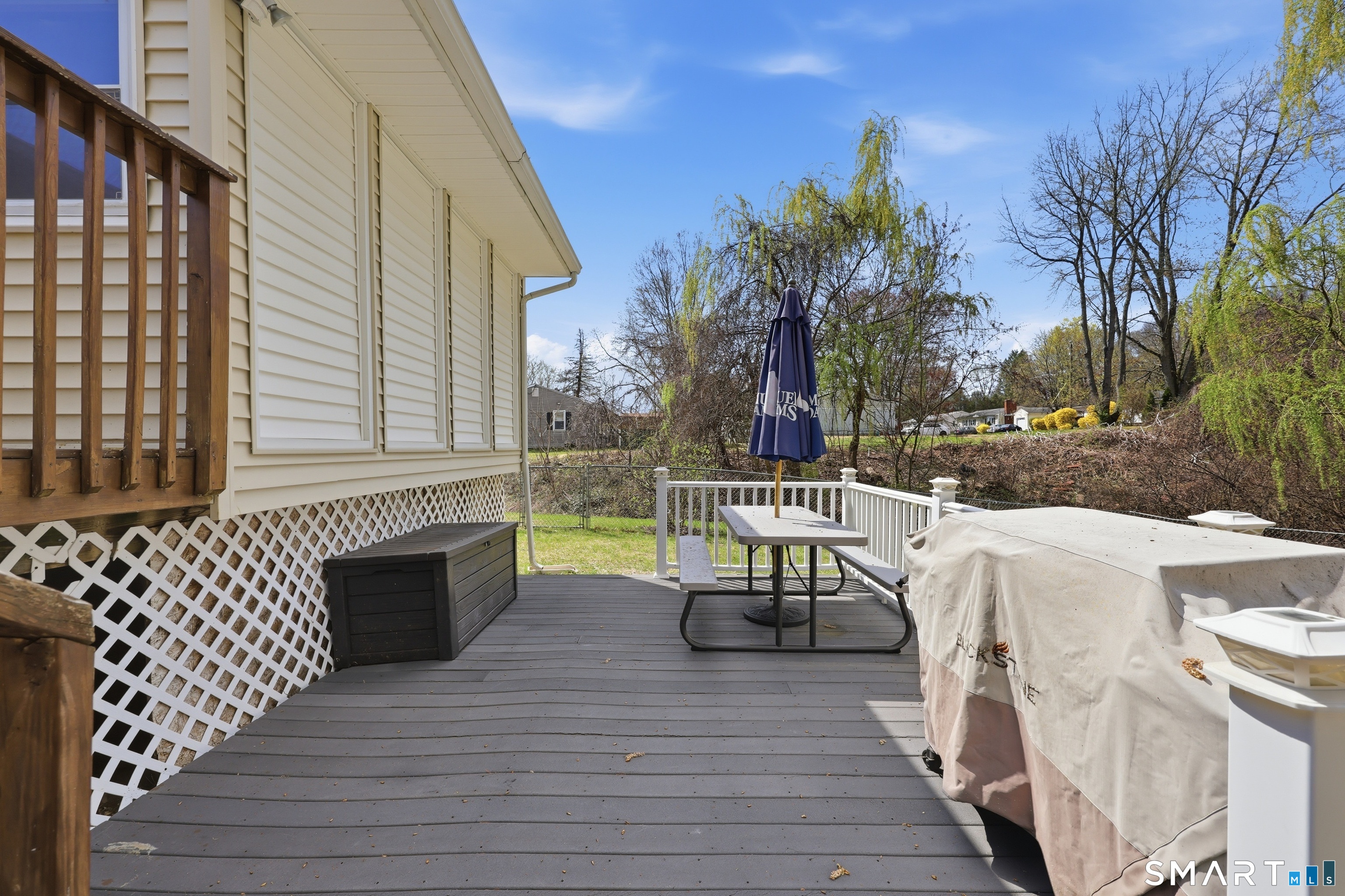 23 Ellis Street Windsor Locks, CT 06096 - Photo 7 of 34